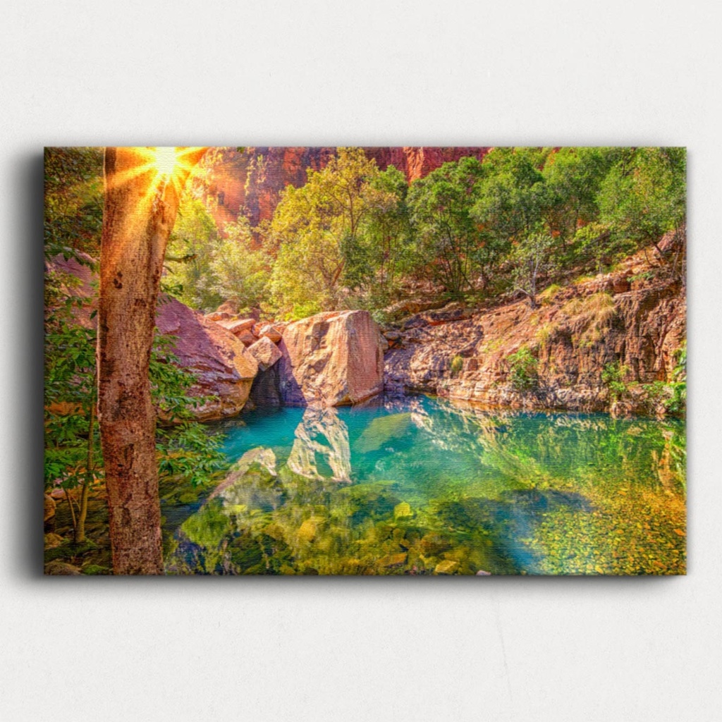 SUN0578 - Turquoise Pool
