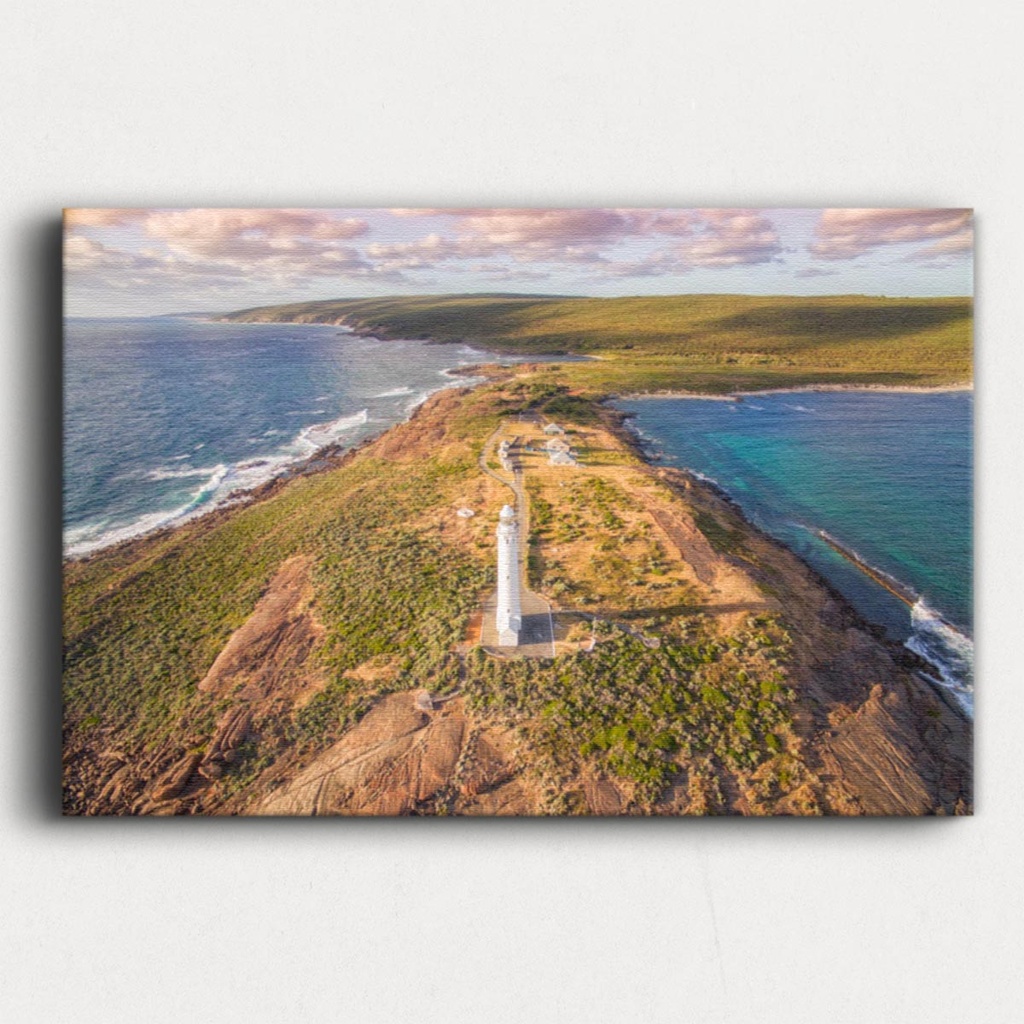 SUN0668 - Cape Leeuwin Lighthouse