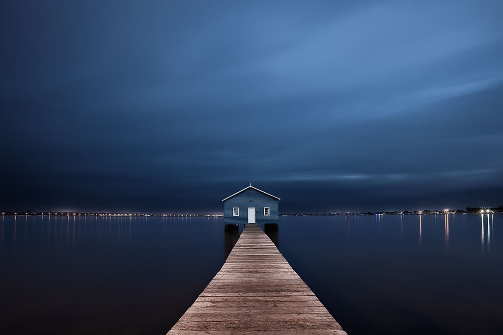 SUN0005 - Boatshed