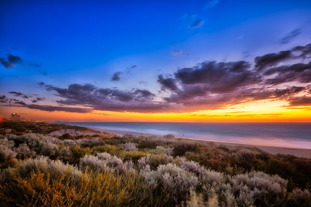 SUN0267 - Trigg Summer Sunset