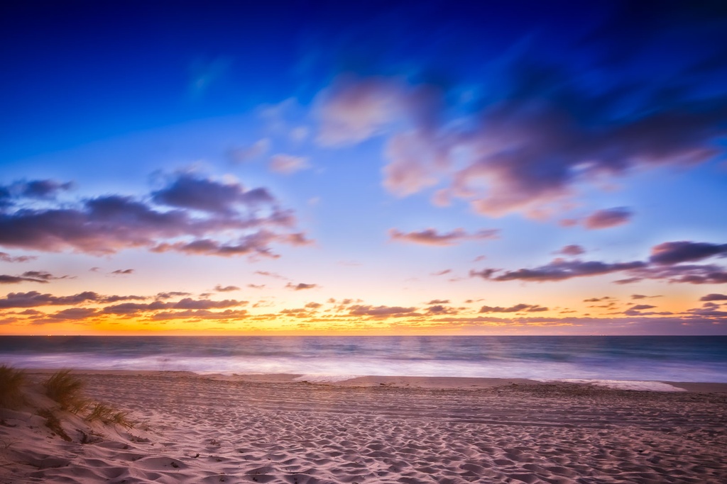 SUN0253 - Trigg Blue Hour (Fine Art Print - Rolled, 45 x 30cm)