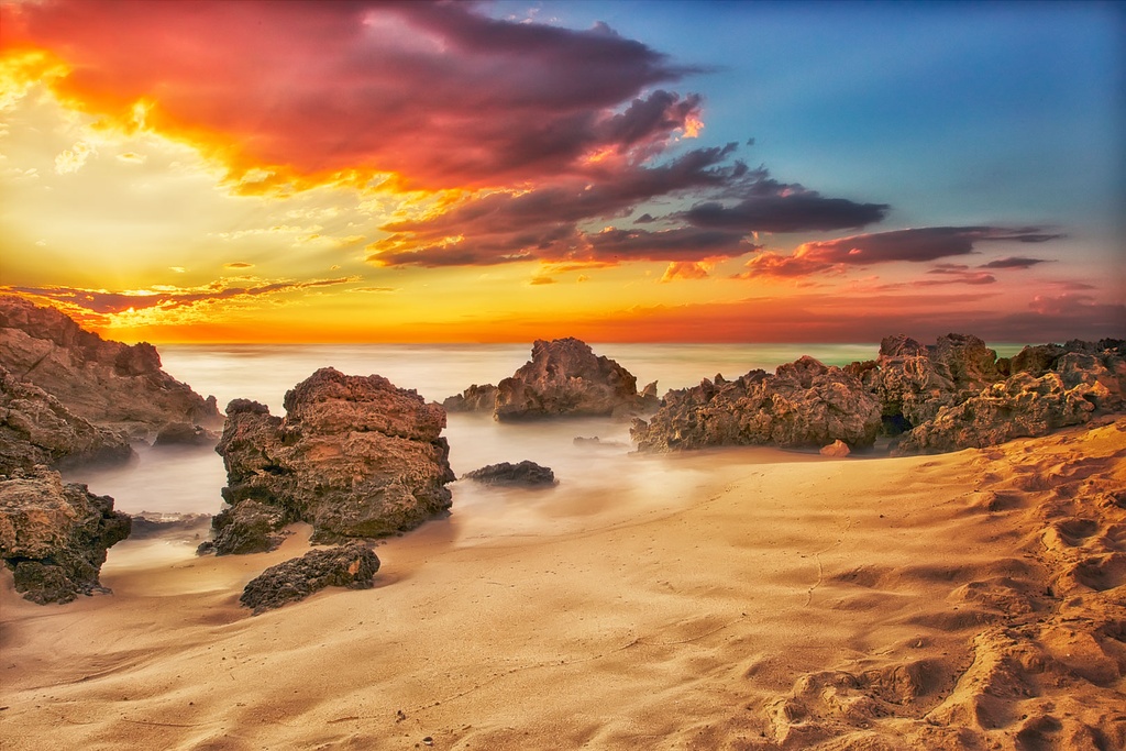 SUN0249 - Mettams Sunset