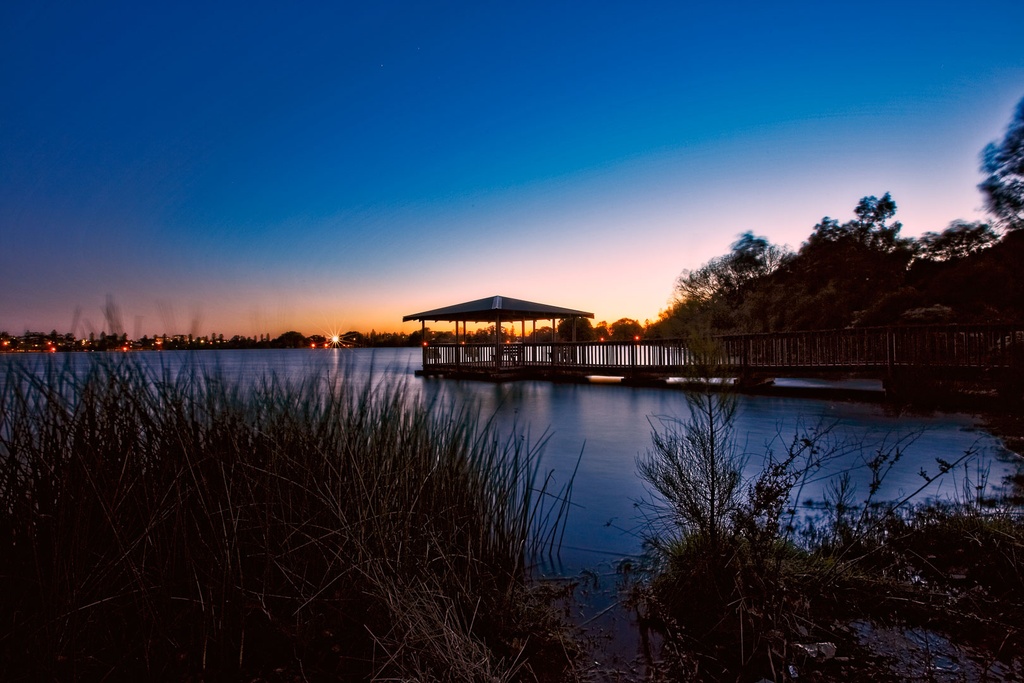 SUN0052 - Lake Monger Sunset (Fine Art Print - Rolled, 45cm x 30cm)