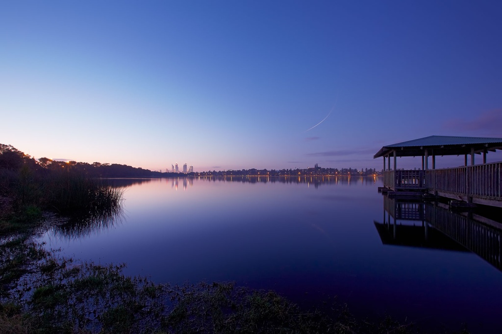 SUN0029 - Lake Monger Sunrise (Fine Art Print - Rolled, 45 x 30cm)