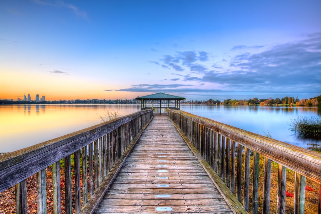 SUN0006 - Lake Monger