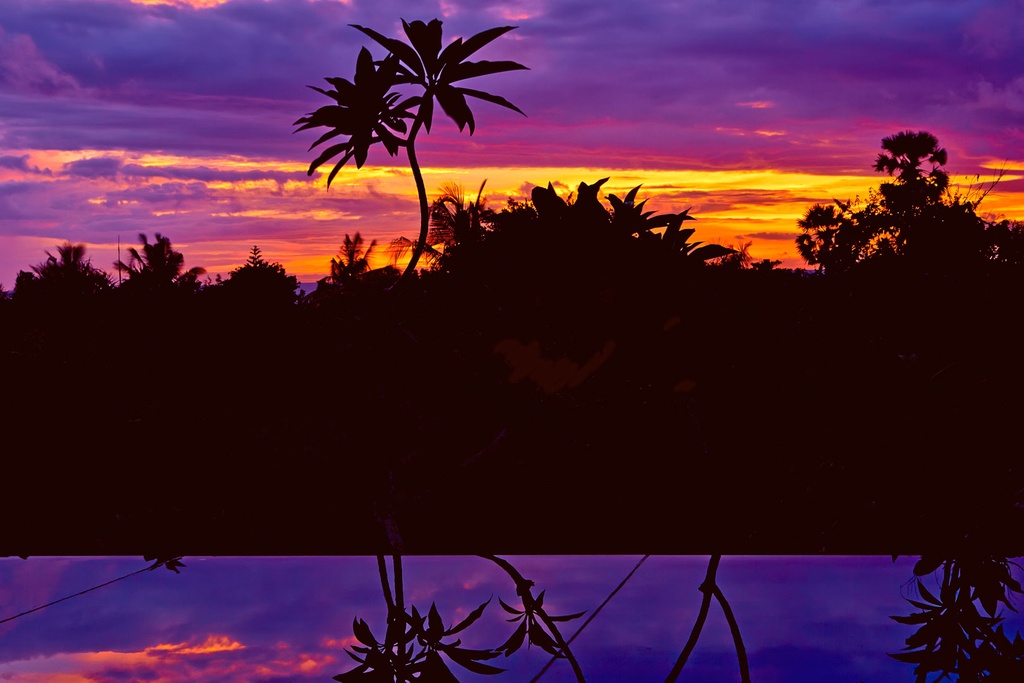 SUN0083 - Padma Resort (Fine Art Print - Rolled, 45cm x 30cm)