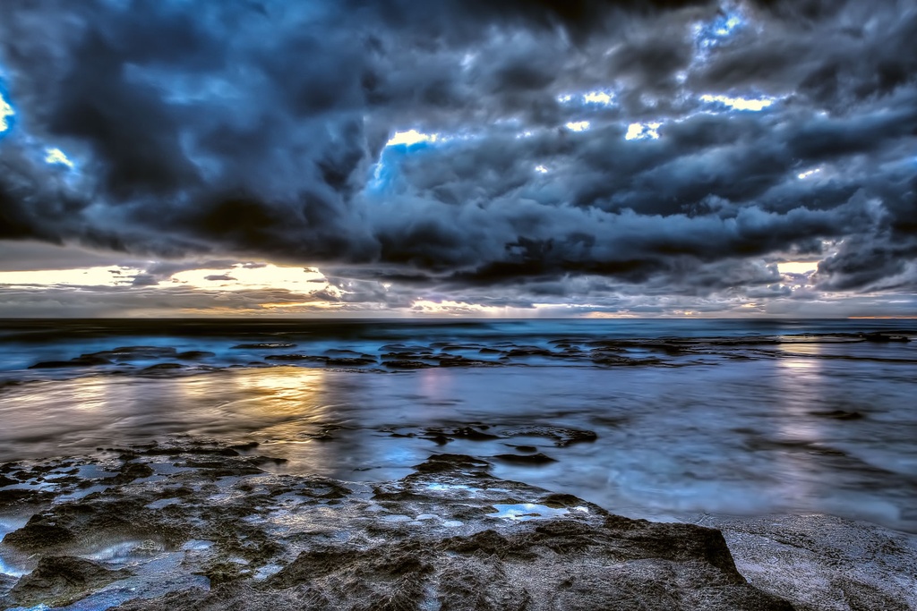 SUN0107 - Yallingup Storm (Fine Art Print - Rolled, 45cm x 30cm)