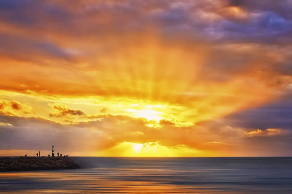 SUN0348 - Hillarys Sunset