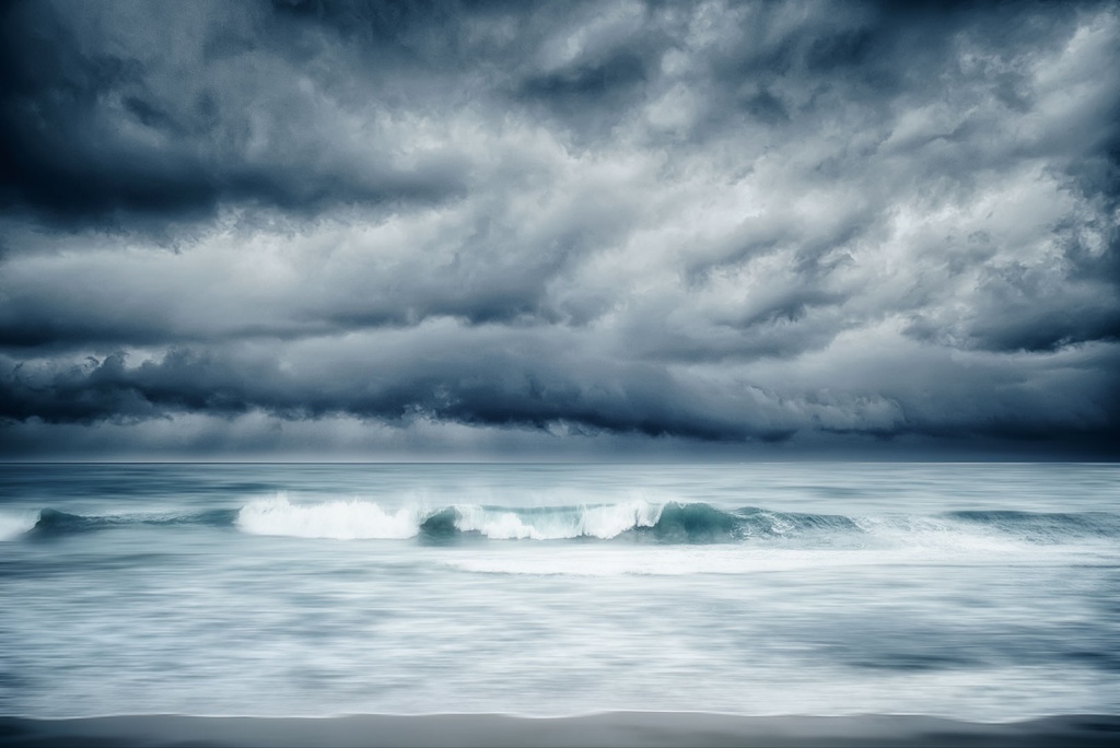 SUN0372 - North Beach Storm (Fine Art Print - Rolled, 45cm x 30cm)