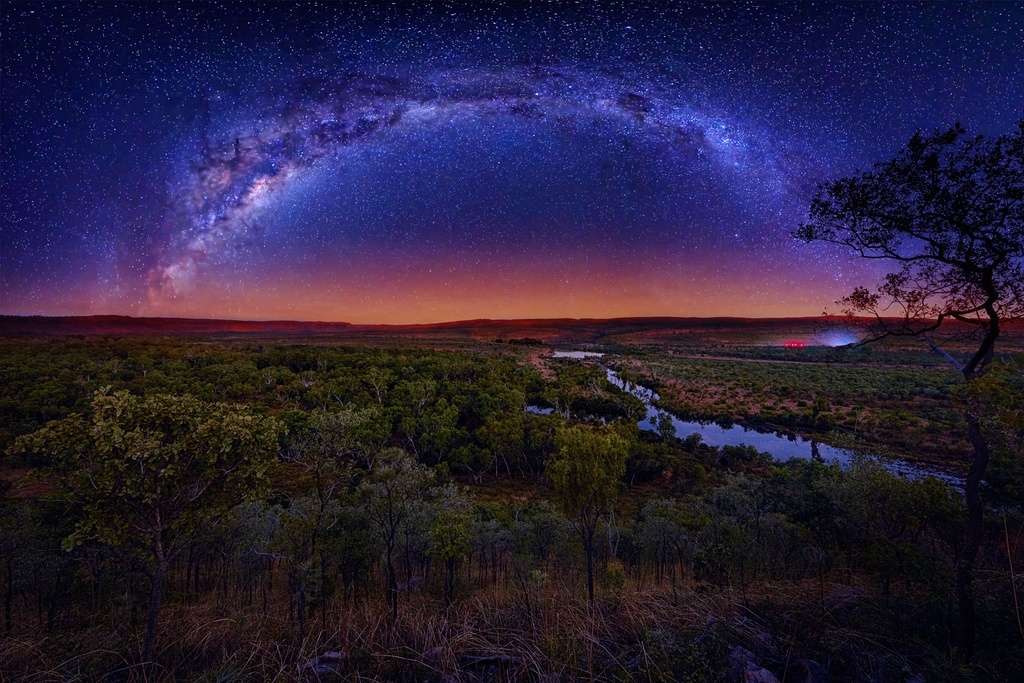 SUN0511 - El Questro Stars (Fine Art Print - Rolled, 45cm x 30cm)