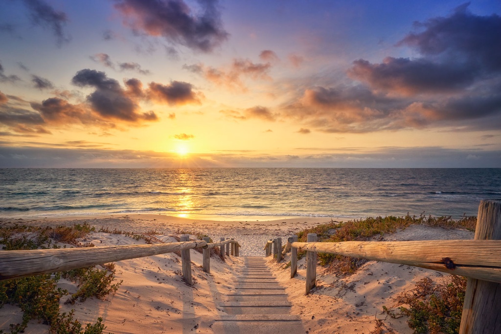 SUN0551 - North Beach Sunset (Fine Art Print - Rolled, 45cm x 30cm)