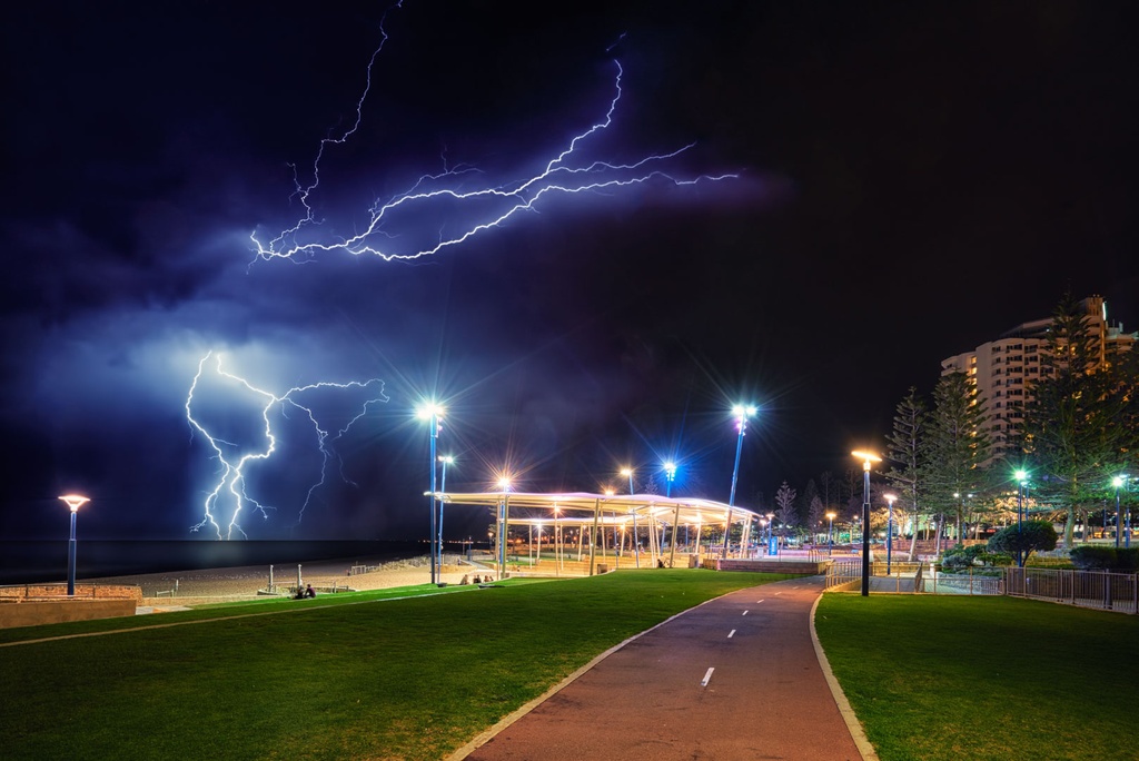 SUN0566 - Scarborough Nights (Fine Art Print - Rolled, 45cm x 30cm)