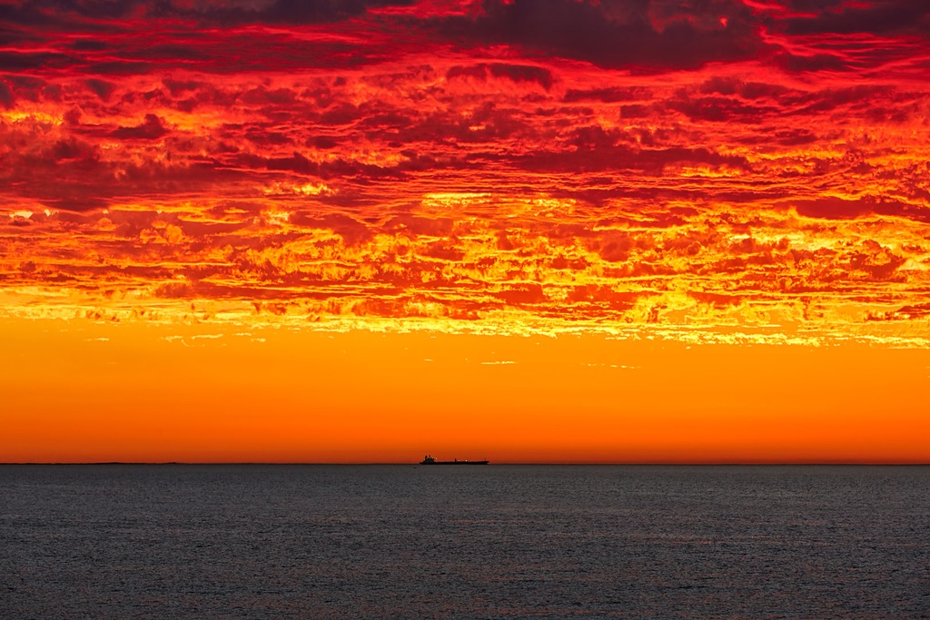 SUN0567 - Brighton Beach Sunset (Fine Art Print - Rolled, 45 x 30cm)