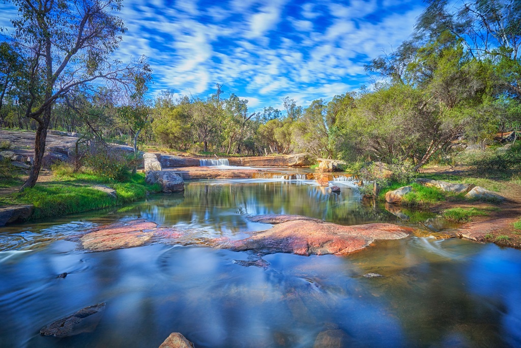 SUN0580 - Noble Falls