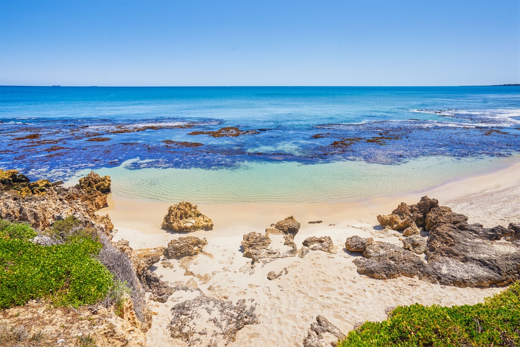 SUN0616 - North Beach Secret