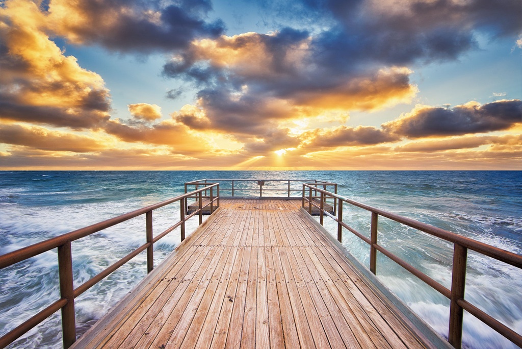 SUN0650 - North Beach Jetty Rush (Fine Art Print - Rolled, 45cm x 30cm)