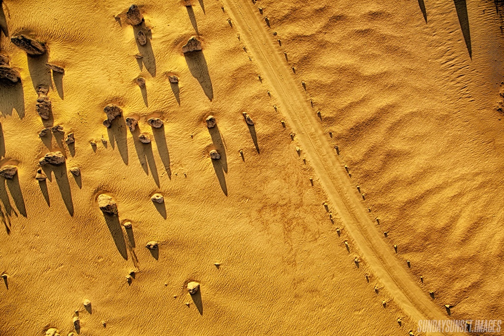 SUN0642 - Pinnacles Tracks (Fine Art Print - Rolled, 45 x 30cm)