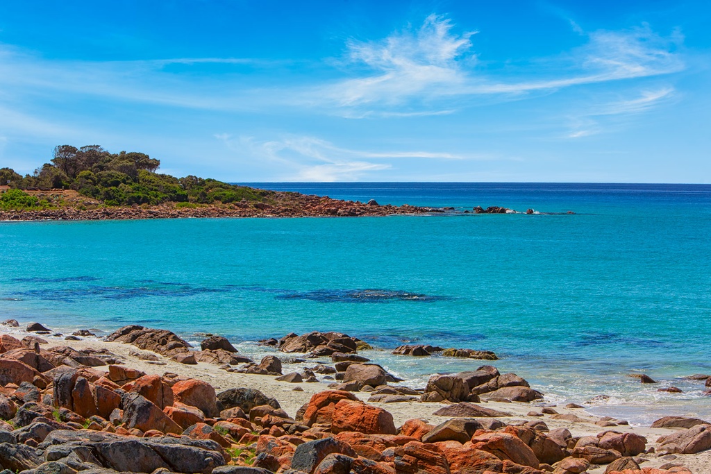 SUN0739 - Point Piquet Summer