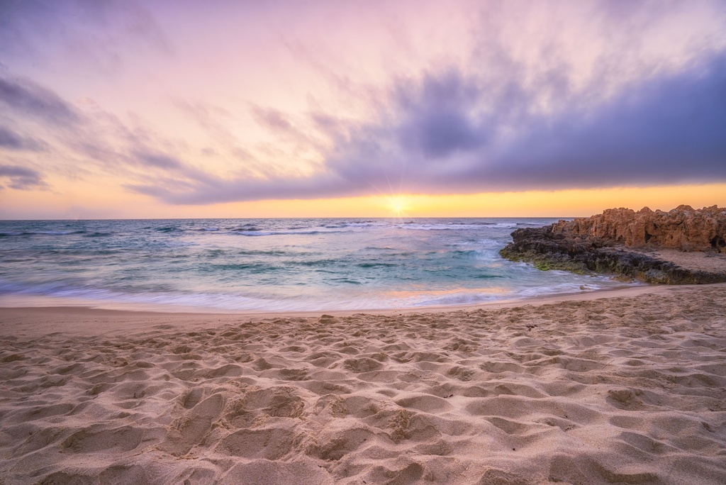 SUN0743 - Trigg Sand (Fine Art Print - Rolled, 45cm x 30cm)