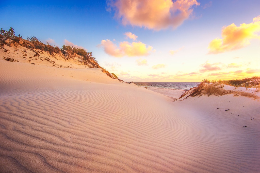 SUN0764 - Sandy Ripples (Fine Art Print - Rolled, 45cm x 30cm)