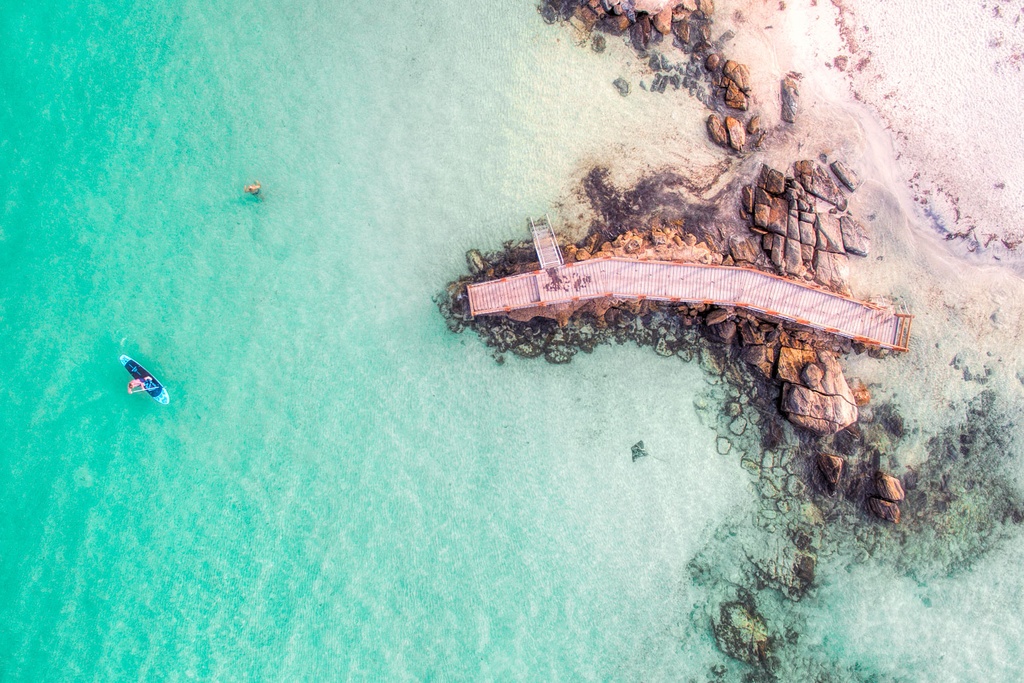 SUN0776 - Flinders SUP (Fine Art Print - Rolled, 45cm x 30cm)