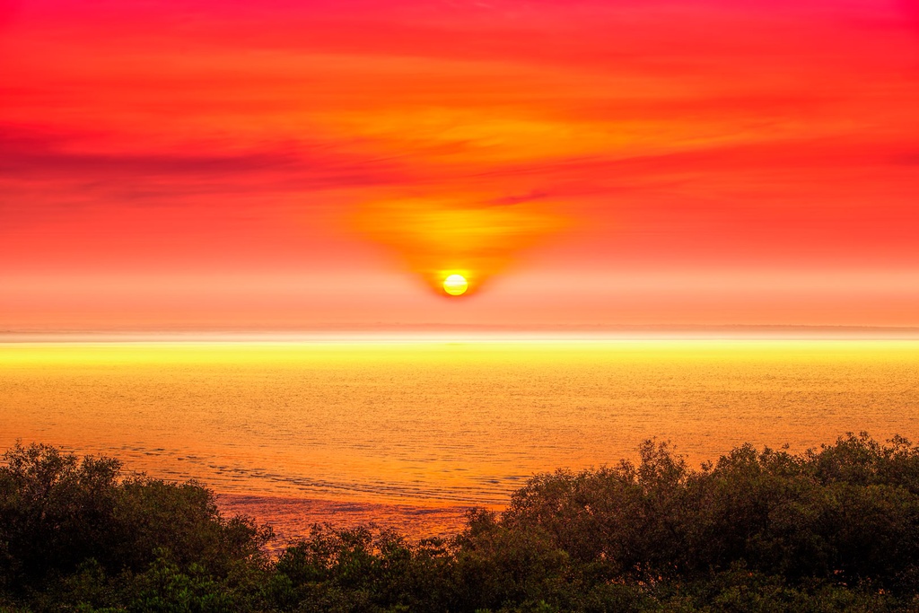 SUN0800 - Red Sky Broome (Fine Art Print - Rolled, 45cm x 30cm)