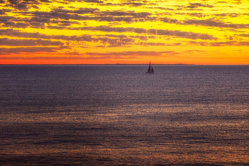 SUN0801 - Sailing Sunday (Fine Art Print - Rolled, 45cm x 30cm)