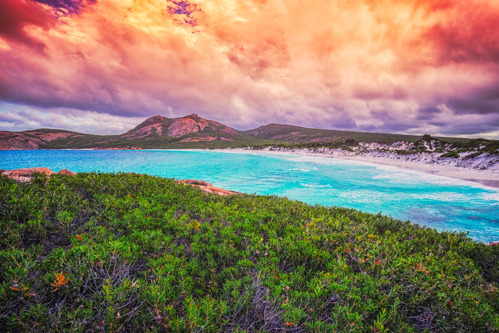 SUN0814 - Hellfire Clouds