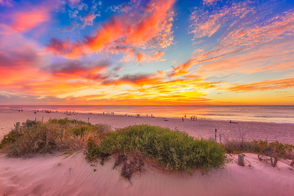 SUN0818 - Scarborough Summers