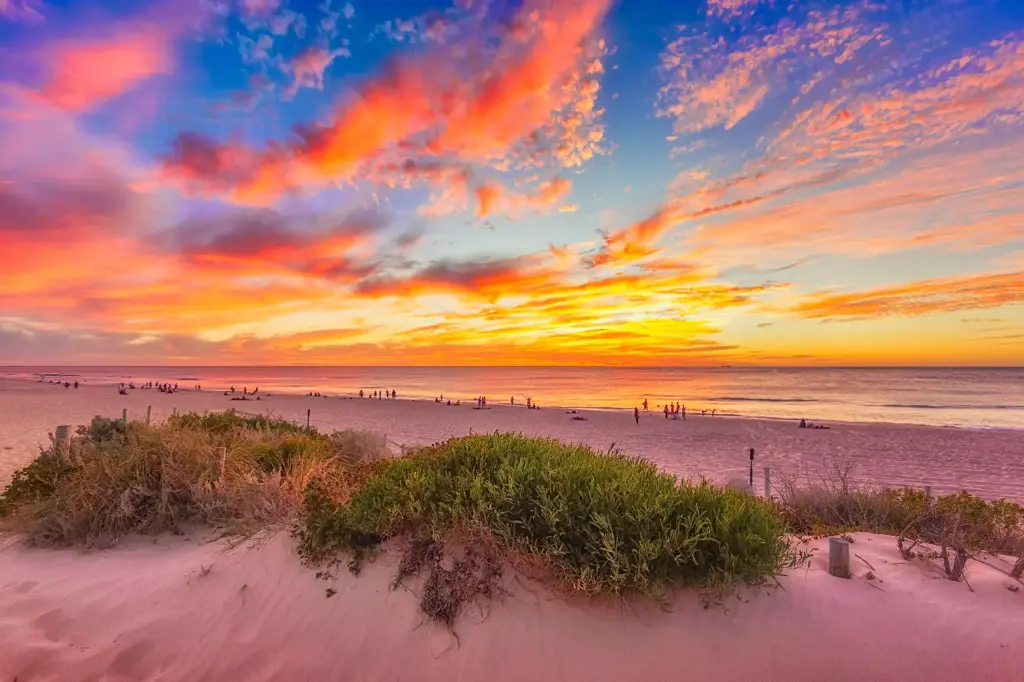 SUN0818 - Scarborough Summers