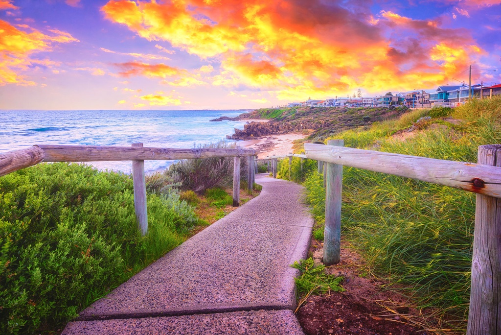 SUN0829 - Bennion Path (Fine Art Print - Rolled, 45cm x 30cm)