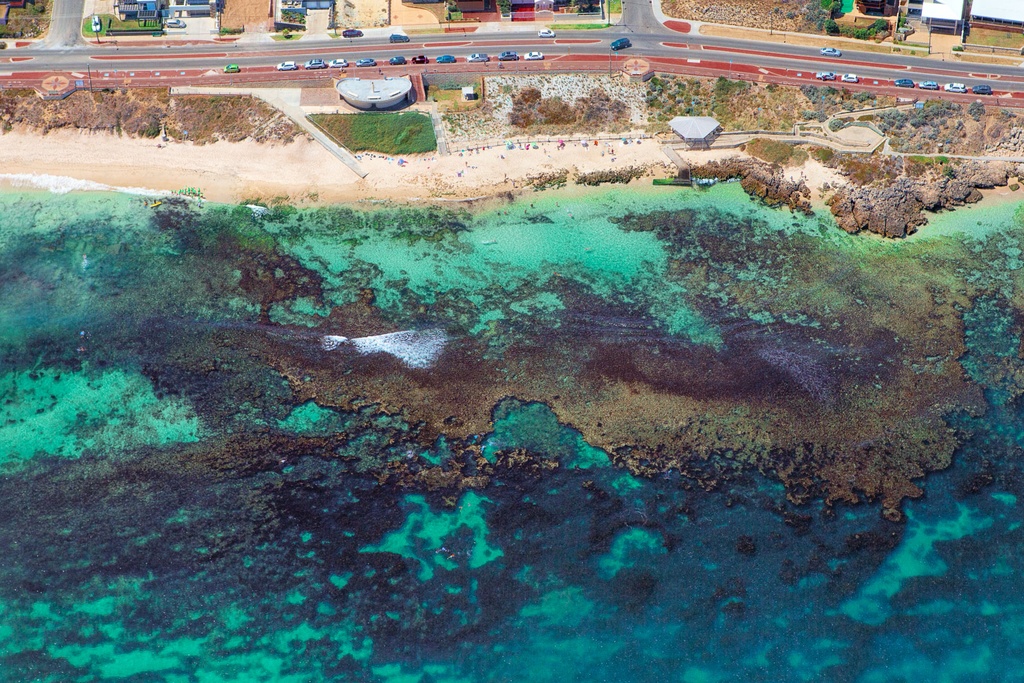 SUN0841 - Mettams Reef (Fine Art Print - Rolled, 45cm x 30cm)