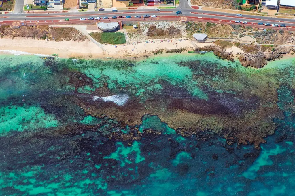 SUN0841 - Mettams Reef