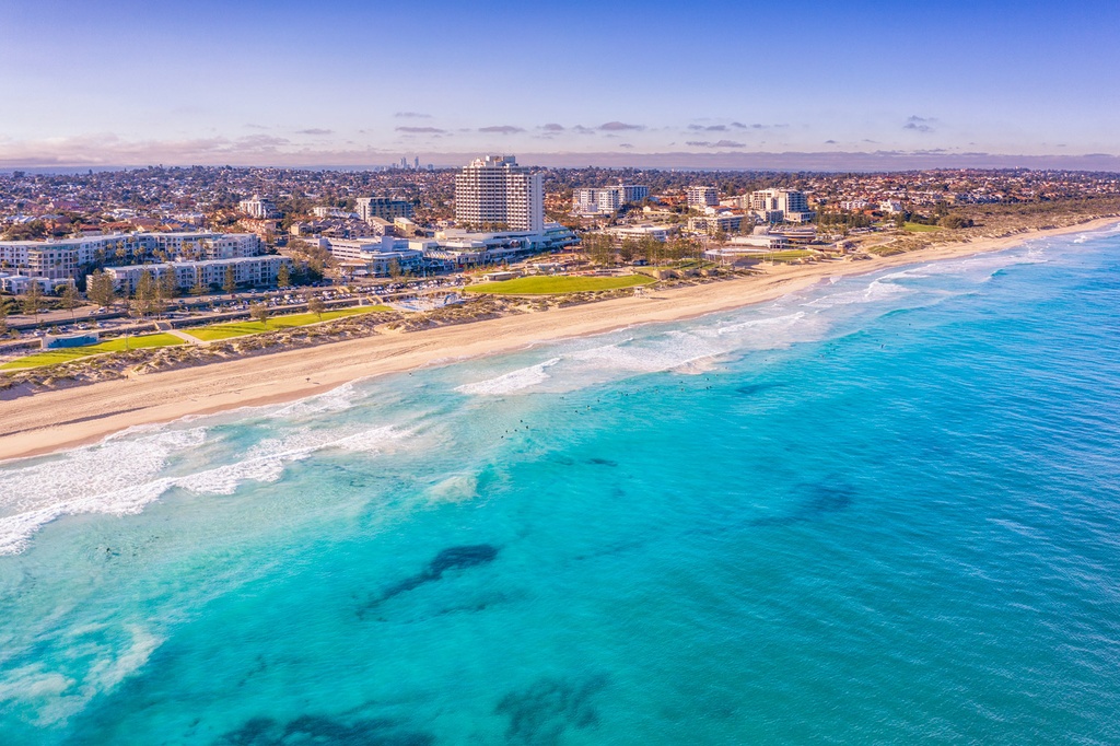 SUN0865 - Scarborough Glow (Fine Art Print - Rolled, 45cm x 30cm)