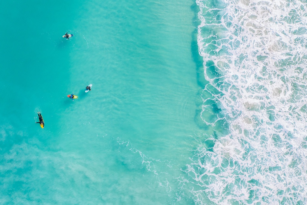 SUN0873 - Morning Surf