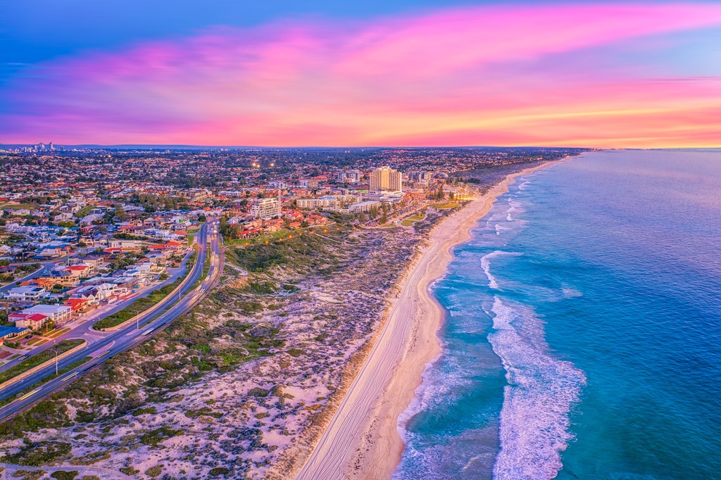 SUN0874 - Pink Bubblegum Scarborough