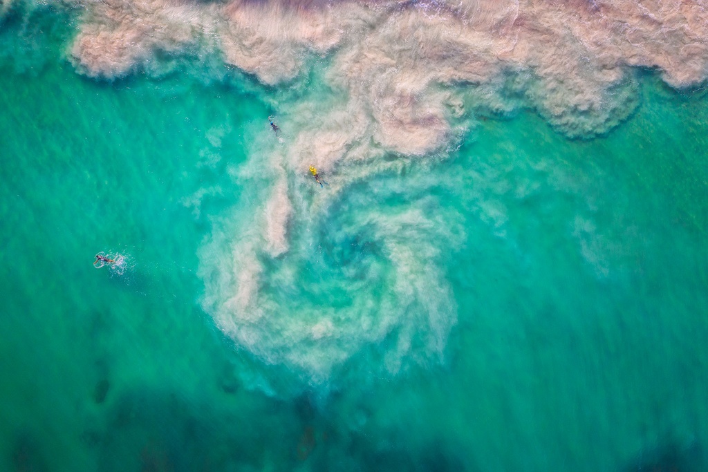 SUN0886 - Rip It Up (Fine Art Print - Rolled, 45cm x 30cm)