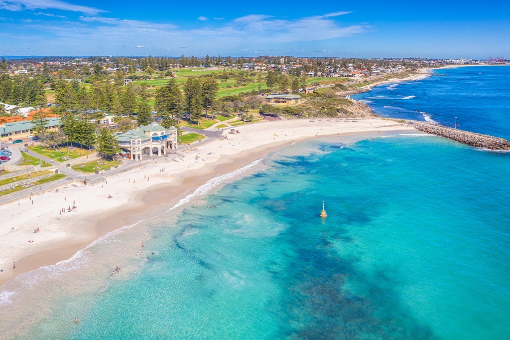 SUN0933 - Cottesloe South (Fine Art Print - Rolled, 45cm x 30cm)
