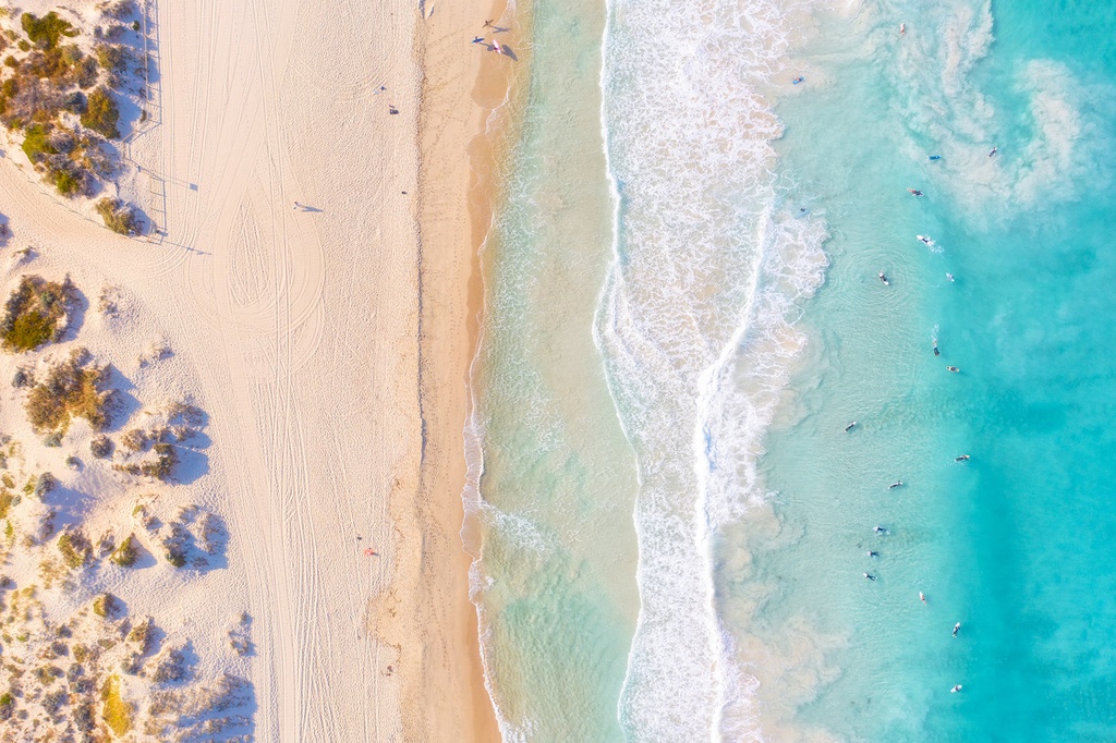 SUN0937 - Scarborough Mornings (Fine Art Print - Rolled, 45cm x 30cm)