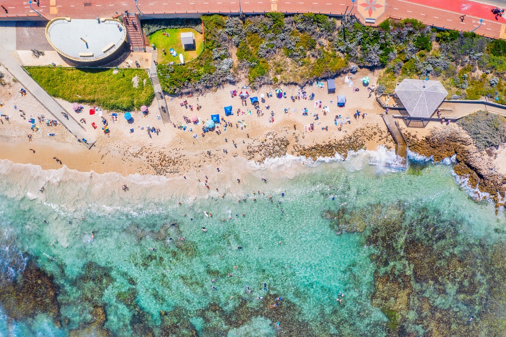 SUN0973 - Saturday Mettams (Fine Art Print - Rolled, 45cm x 30cm)