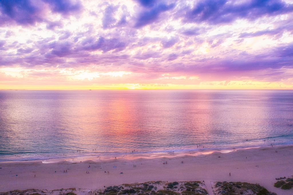 SUN0986 - Trigg Soft Skies (Fine Art Print - Rolled, 45 x 30cm)