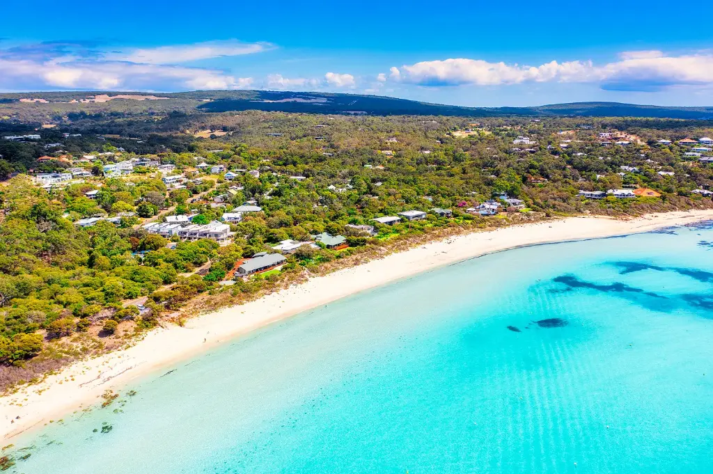 SUN0991 - Eagle Bay Perfection