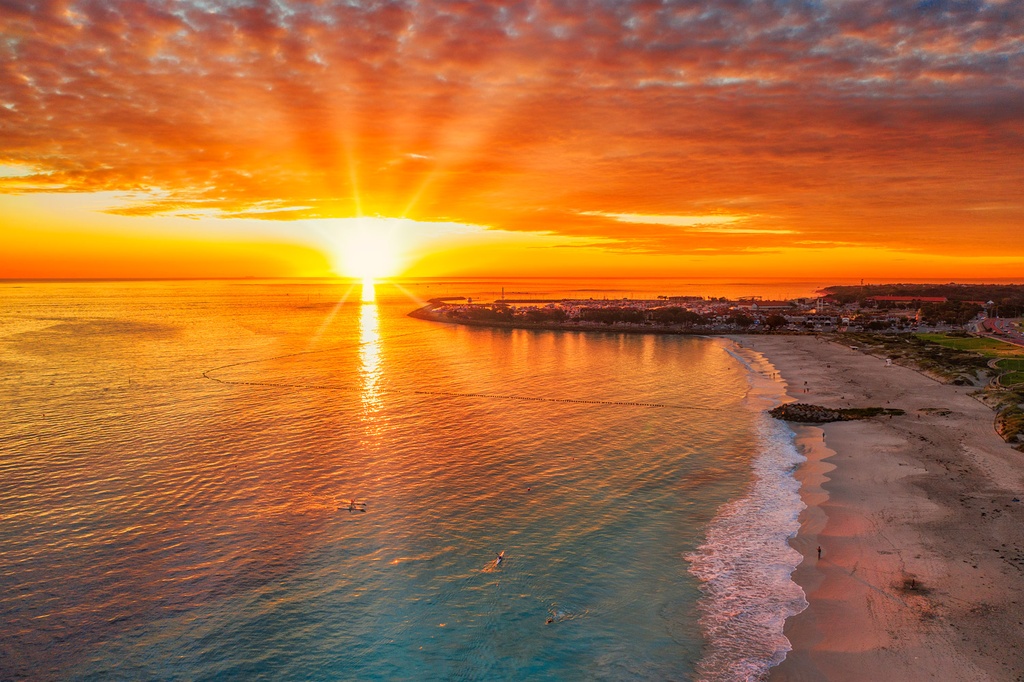 SUN0999 - Hillarys Winter