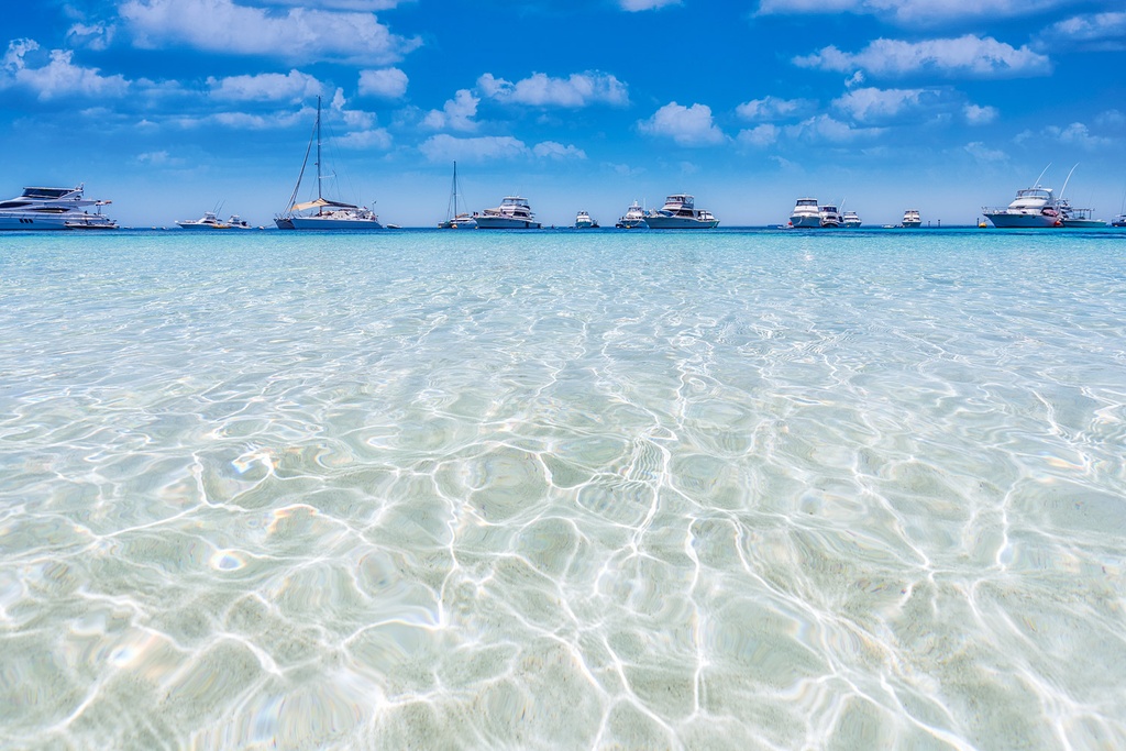 SUN1013 - Marjorie Crystal