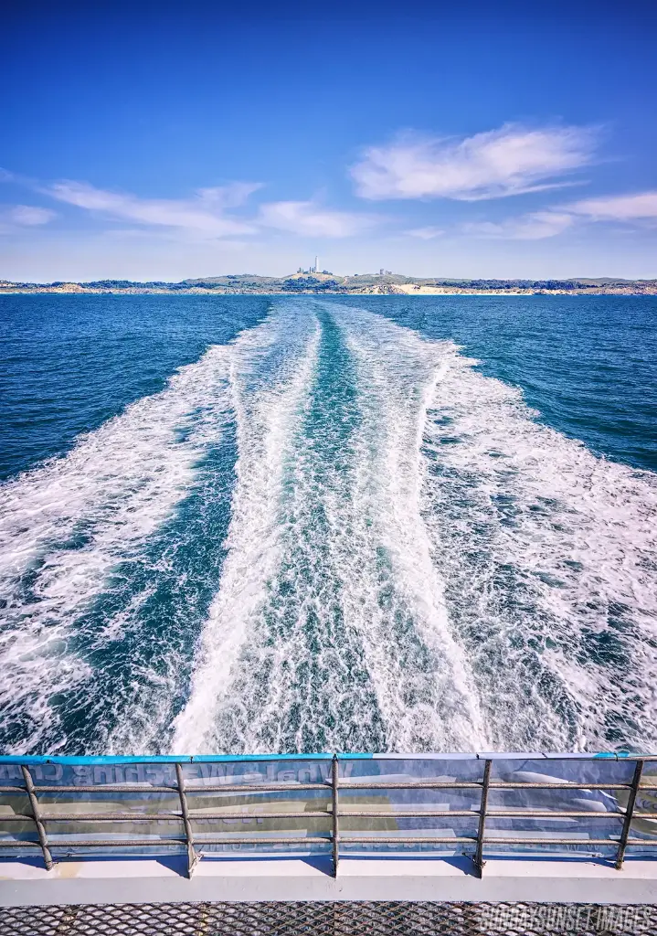 SUN0528 - Goodbye Rottnest