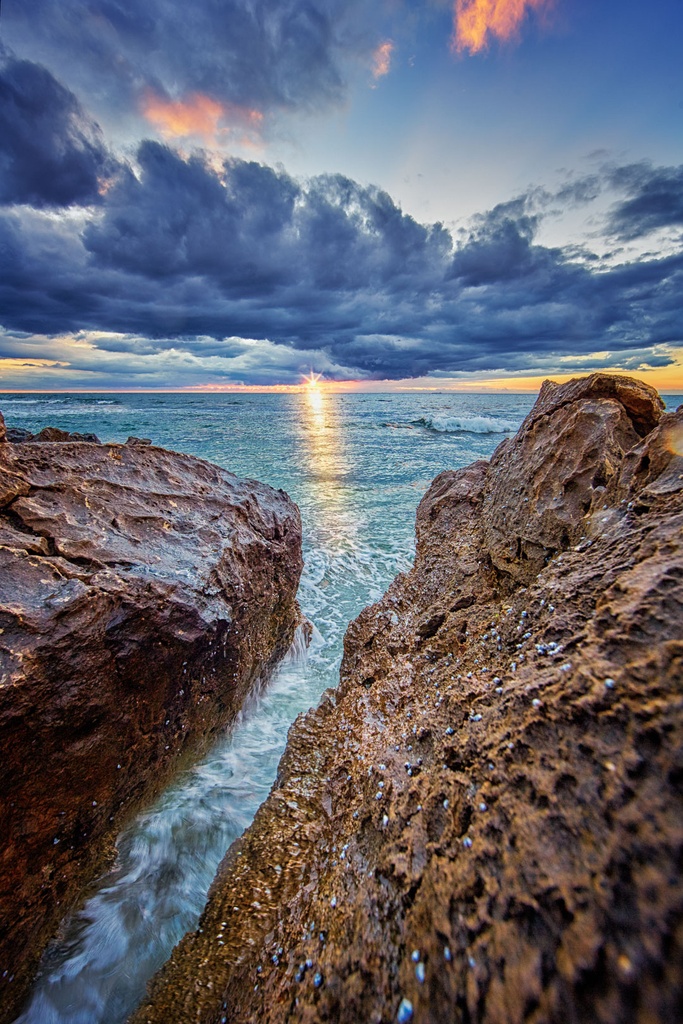 SUN0647 - Mettams Divide (Fine Art Print - Rolled, 45cm x 30cm)