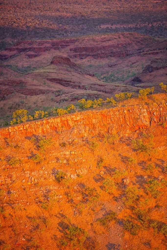 SUN0799 - Kimberley Ridge (Fine Art Print - Rolled, 45cm x 30cm)
