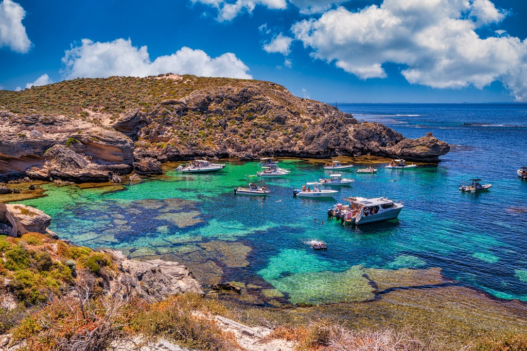 SUN1008 - Fish Hook Bay (Fine Art Print - Rolled, 45cm x 30cm)