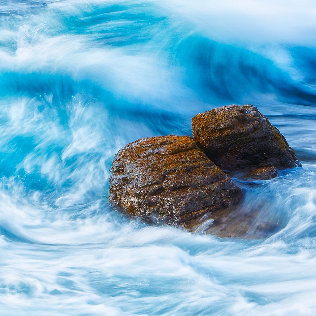 SUN0196 - Blue Wave II (Fine Art Print - Rolled, 40cm x 40cm)