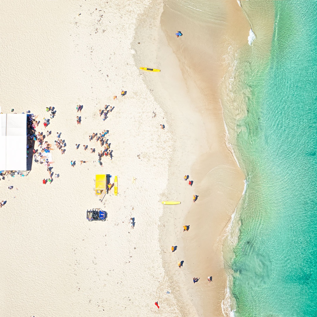 SUN0561 - Sorrento Beach (Fine Art Print - Rolled, 40cm x 40cm)